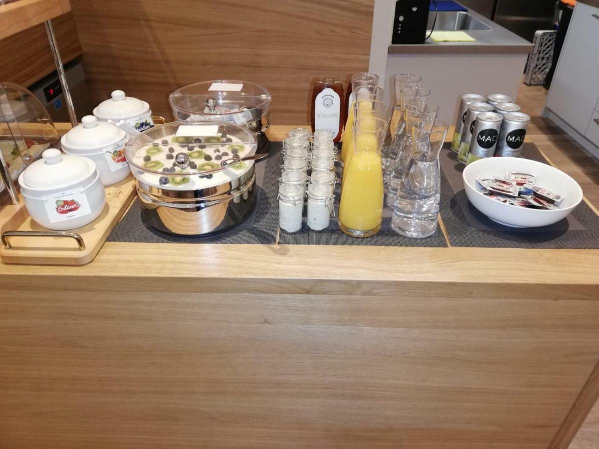 Floeckner Couette-café